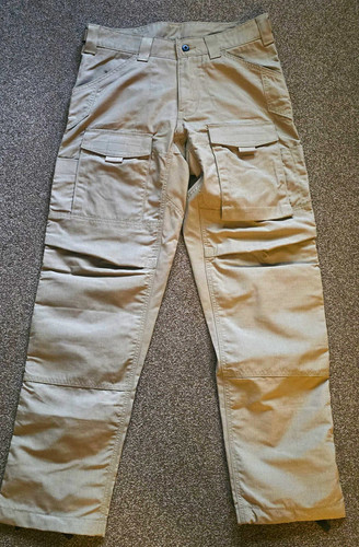Kitanica asp pantalone kaki - pantalone,